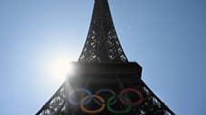 Олимпийские кольца на Эйфелевой башне