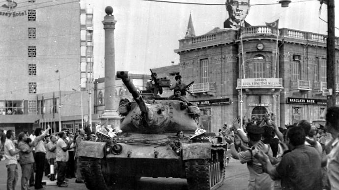 Тонкая греко-турецкая линия