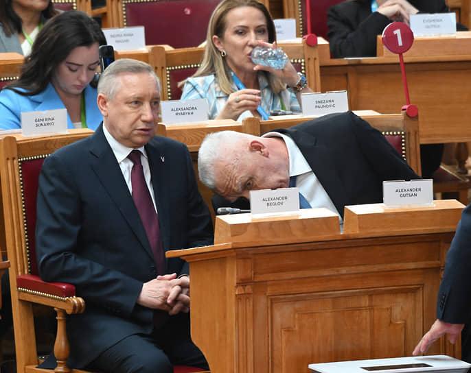 Губернатор Санкт-Петербурга Александр Беглов (слева) и полпред президента РФ в СЗФО Александр Гуцан