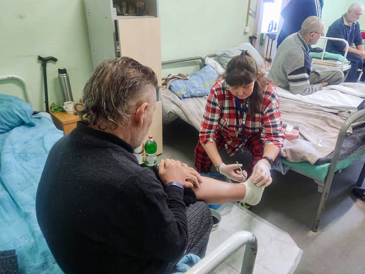 Живущим в домах трудолюбия «Ной» предоставляются кров, еда и медицинская помощь