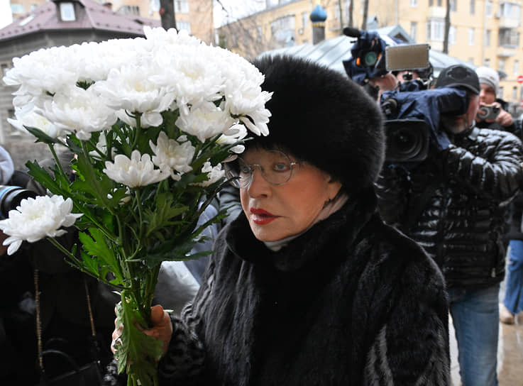 Актриса Людмила Максакова