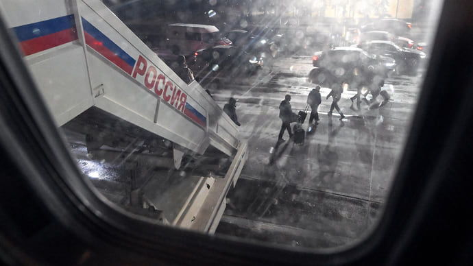 Аэропорты и города