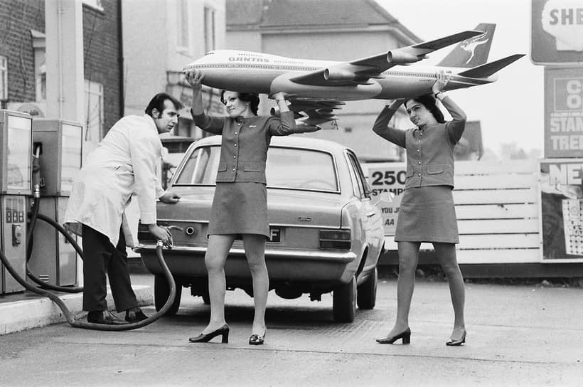 В 1970–1980-х полеты осуществлялись на «горбатых» Boeing 747
