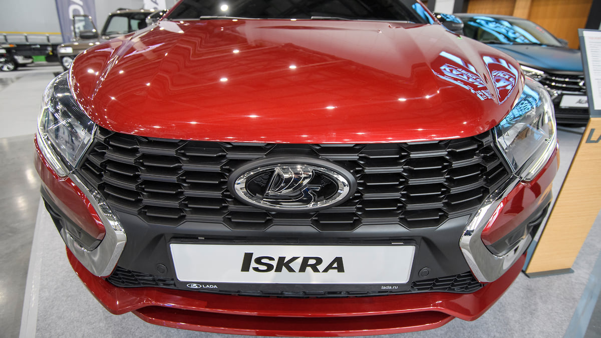 Lada заискрилась