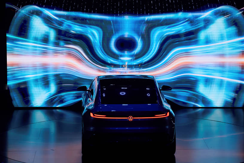 Концепт-кар, показанный на пресс-конференции Volkswagen Group 