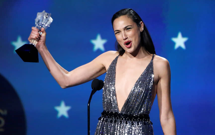В 2018 году актриса получила премию #SeeHer Award на Critics’ Choice Awards