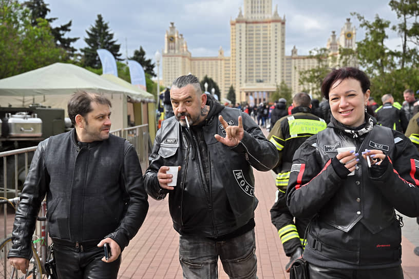 Байкеры на Университетской площади