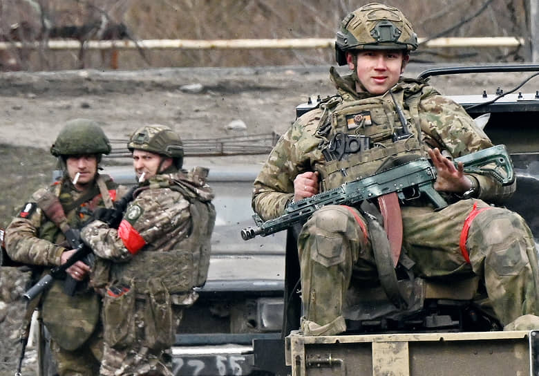Российские военнослужащие в Судже 