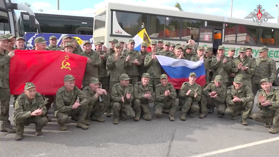 Российские военнослужащие, возвращенные из украинского плена
