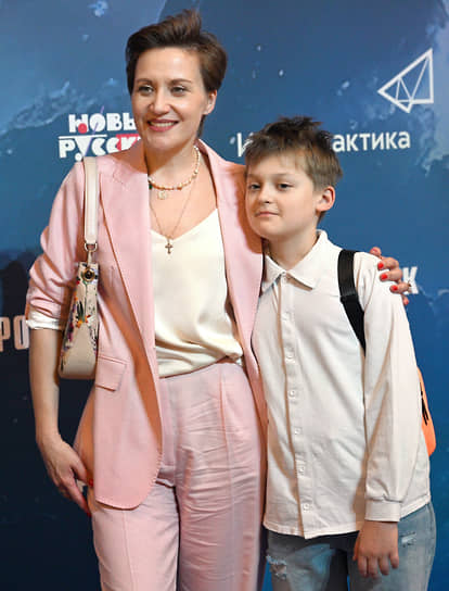 Шеф-редактор журнала «ОК» Евгения Белецкая на премьере театрализованного циркового шоу «Сны Пушкина»