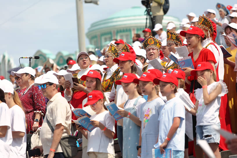 Выступление детского хора в Екатеринбурге