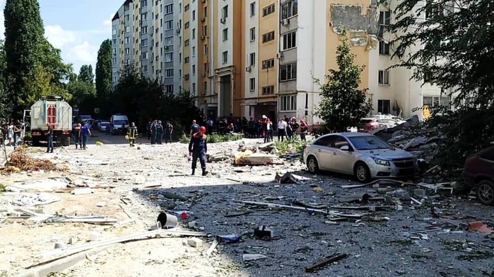 От взрыва пострадали 10 человек 