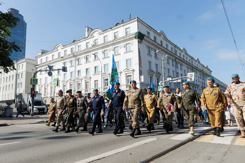 Празднование дня ВДВ в Екатеринбурге 
