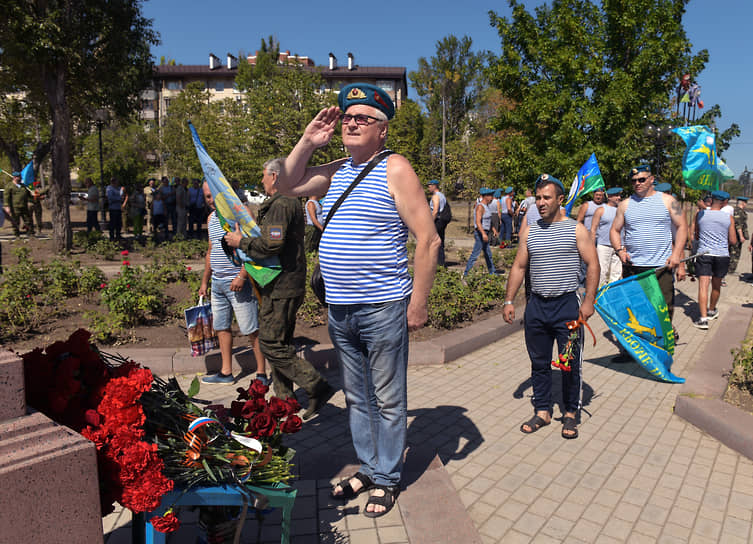 Бывшие десантники в Донецке 