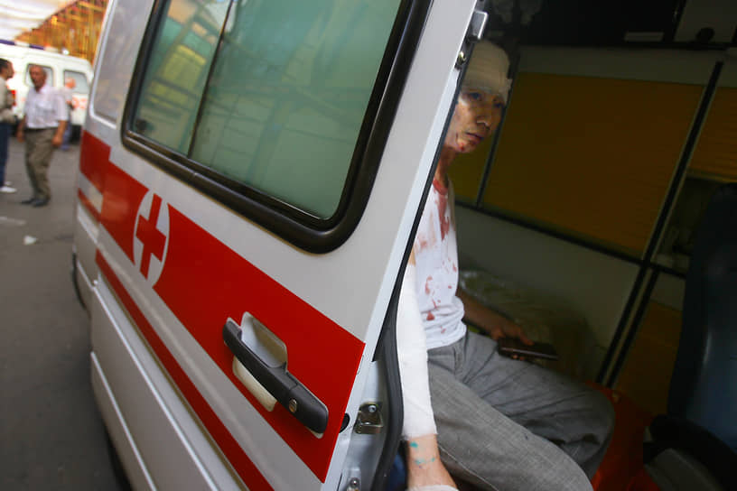 Пострадавшая в машине скорой