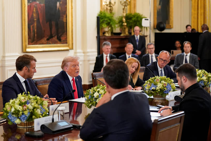 Эмманюэль Макрон, Дональд Трамп, Джорджа Мелони, Владимир Зеленский и Фридрих Мерц