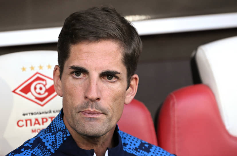 Тренер Роберт Морено Гонсалес