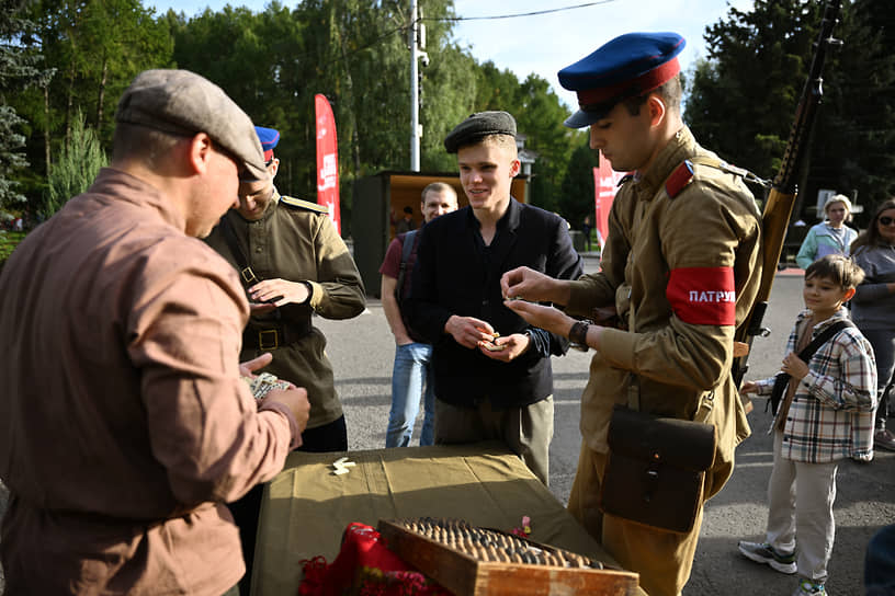 Праздничные мероприятия в парке Победы на Поклонной горе 