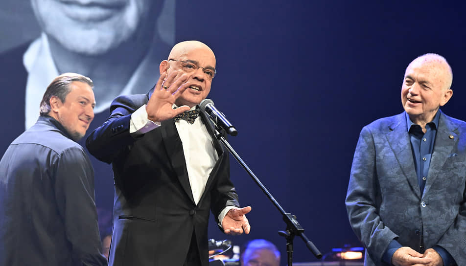 Режиссер Константин Райкин