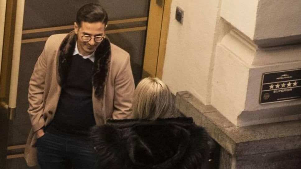 Саймон Леваев назначал девушкам встречи в люксовых отелях, а сам приходил на свидание в дизайнерской одежде и с дорогими аксессуарами