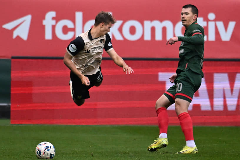 Момент матча между командами «Локомотив» и «Рубин»