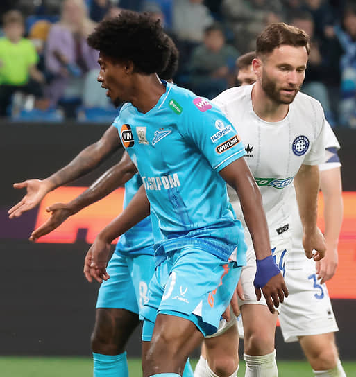 Матч между командами «Зенит» и «Оренбург»