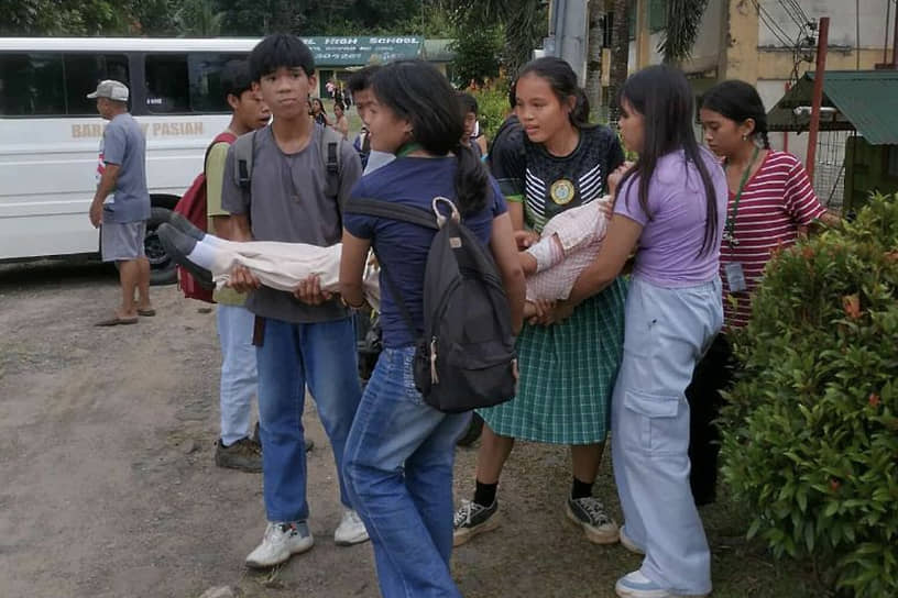 Из-за землетрясения погиб как минимум один человек 