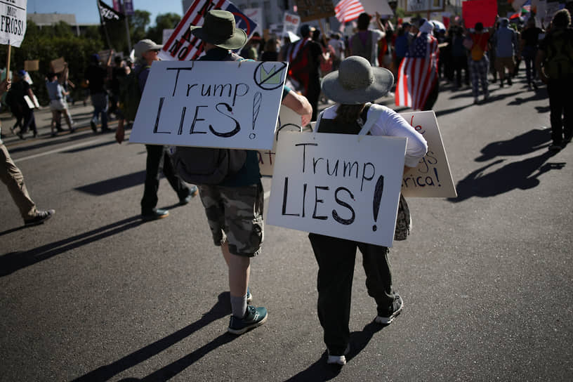 По сообщениям СМИ, толпы протестующих были неоднородными: среди участников были и родители с детьми в колясках, и пенсионеры, и люди с домашними животными