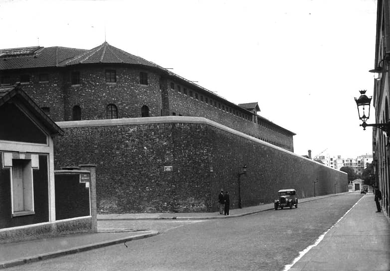 Виды тюрьмы Ля-Санте в 1930-е 