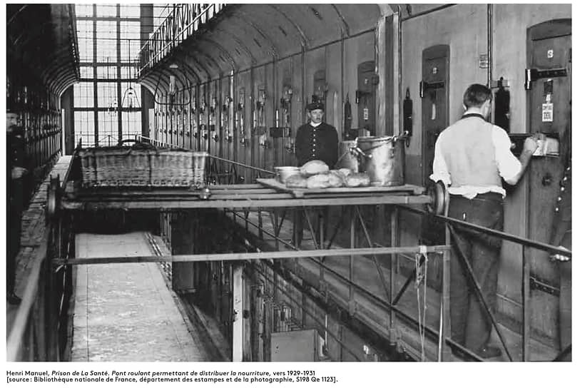 Внутренние коридоры тюрьмы Ля-Санте. 1930-е