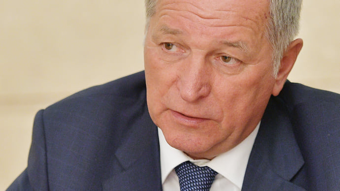 Константин Струков вложился в женщин