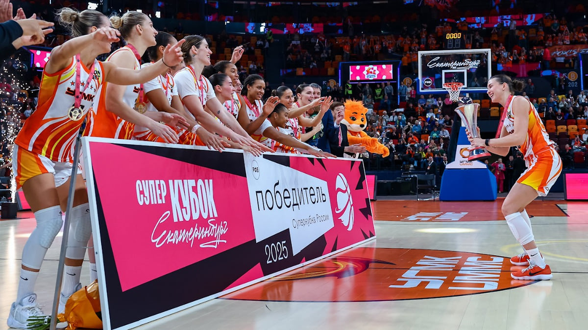 УГМК продлил две серии