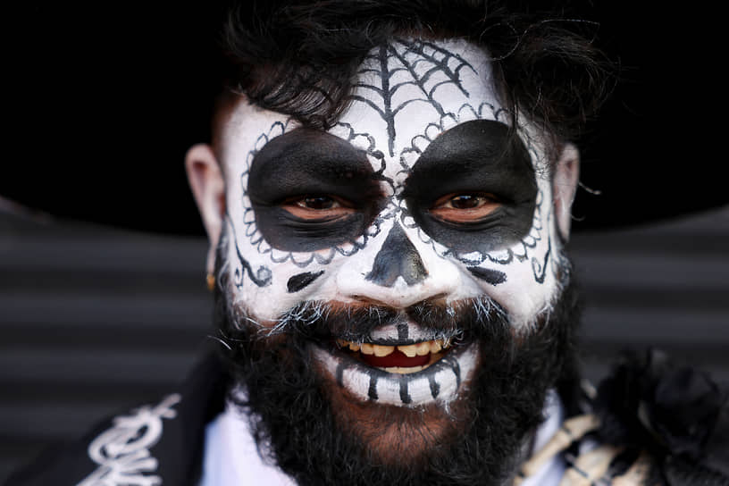 Карнавальный парад в Лондондерри