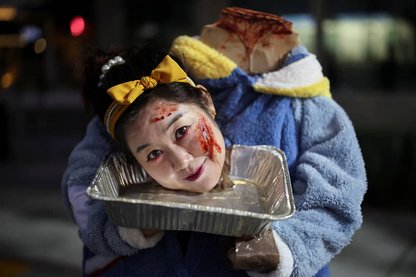 Участница празднования в Калифорнии