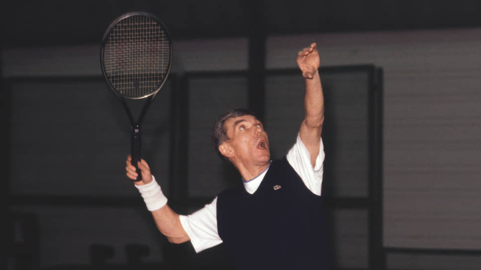 Умер телеведущий Юрий Николаев