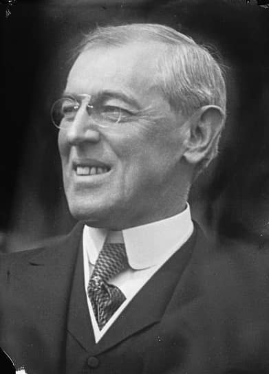 Президент США Вудро Вильсон с начала 1918 года готовился стать главным архитектором перемирия и послевоенного порядка в Европе 