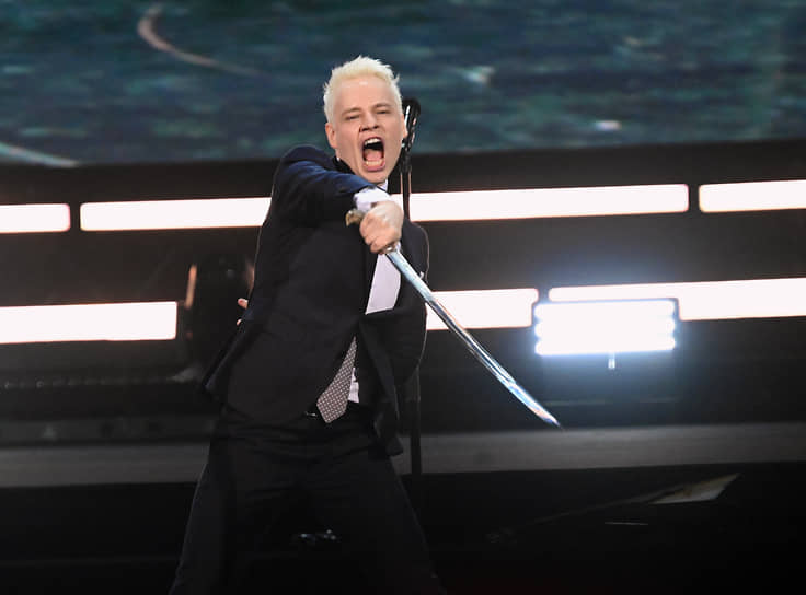 Артист выстроил программу как сочетание музыкального шоу и разговора со зрителем