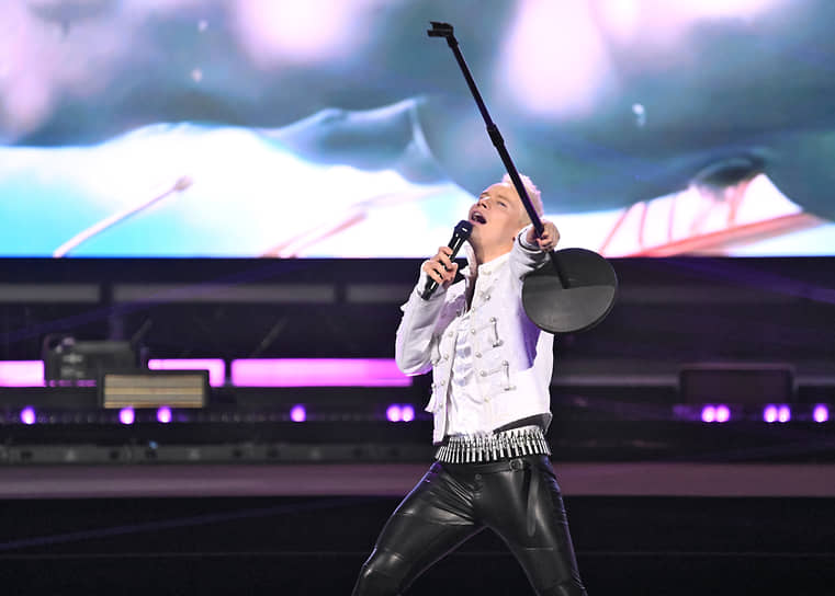 Юбилейное выступление совпало с днем рождения певца, который он отмечал 22 ноября