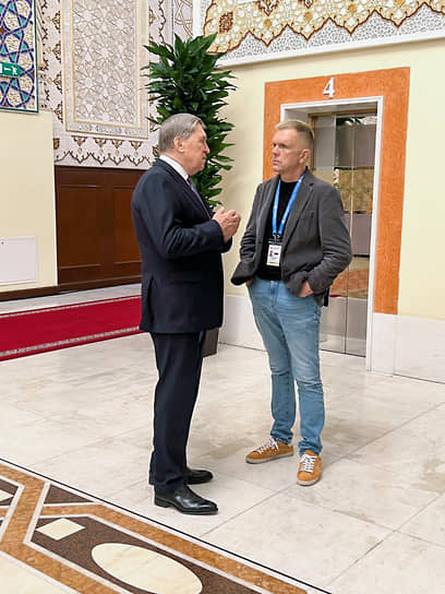 Помощник президента Юрий Ушаков и спецкор “Ъ” Андрей Колесников обсуждают мирный план Дональда Трампа