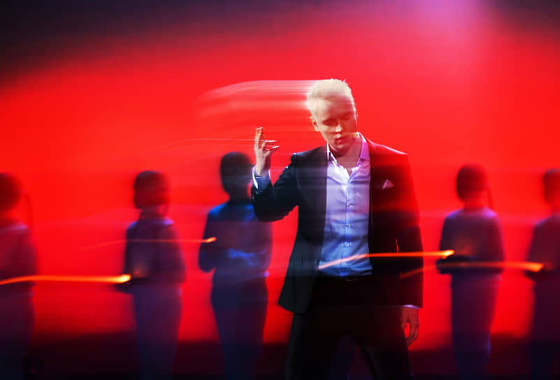 Певец SHAMAN (Ярослав Дронов) на концерте, посвященном 50-летию песни «День Победы» 