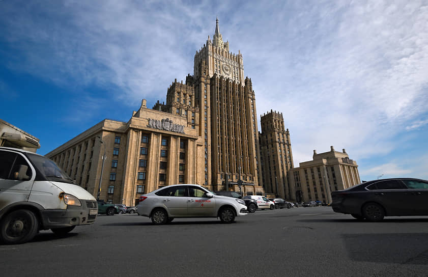 Здание МИД РФ