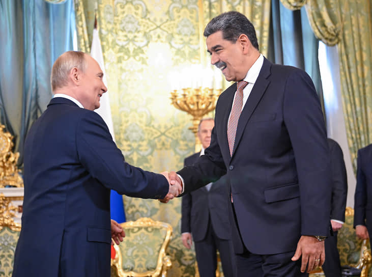 С президентом России Владимиром Путиным на встрече в Кремле, май 2025 года