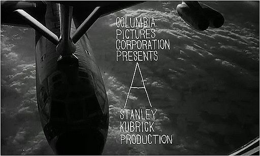 &lt;b>«Доктор Стрейнджлав, или Как я перестал бояться и полюбил бомбу»&lt;/b>&lt;br>
Титры ПАБЛО ФЕРРО, режиссер СТЕНЛИ КУБРИК, 1964