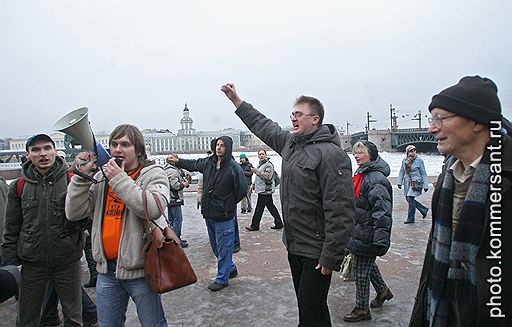 25.11.2007 &quot;Марш несогласных&quot; в Санкт-Петербурге на ул. Маяковского и на Дворцовой площади