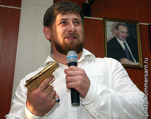 Верный Рамзан. 2 марта парламент Чечни утвердил 30-летнего Рамзана Кадырова в должности президента. Этого поста Кадыров-младший упорно добивался в течение почти трех лет после гибели в мае 2004 года первого президента республики Ахмата Кадырова
