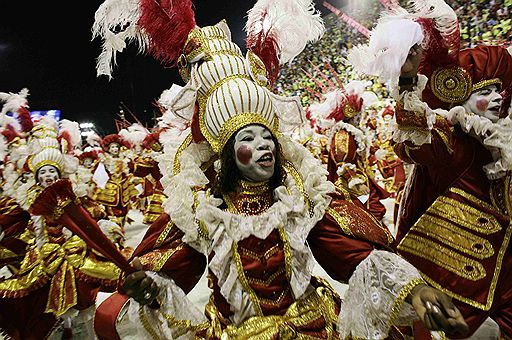 04.02.2008 Карнавал в Рио-де-Жанейро проходит один раз в год в самый разгар бразильского лета, и продолжается 4 дня и 4 ночи
