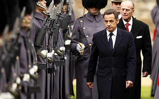 26.03.2008 Президент Франции Никола Саркози со своей супругой Карлой Бруни, прибыл в Великобританию с первым государственным визитом