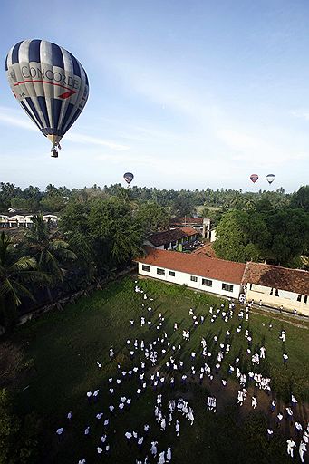 26.03.2008 Фестиваль воздушных шаров в Шри Ланке