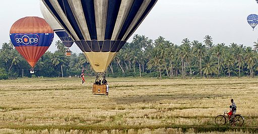 26.03.2008 Фестиваль воздушных шаров в Шри Ланке