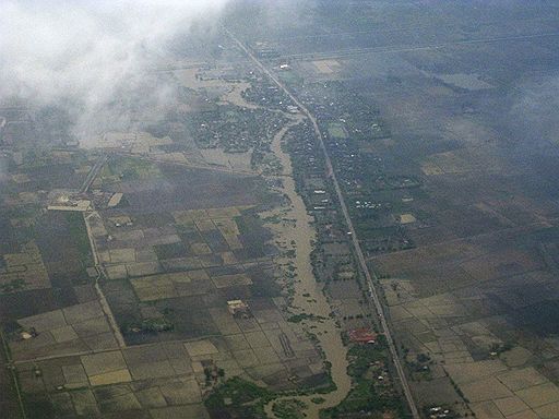 06.05.08 В результате обрушившегося на Мьянму тропического урагана Наргиз число погибших превысило 15 тыс., а общее количество пострадавших составляет порядка 2 млн человек
